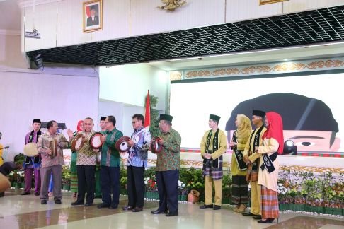 Riau Resmi Jadi Tuan Rumah Puncak Hakteknas 2018